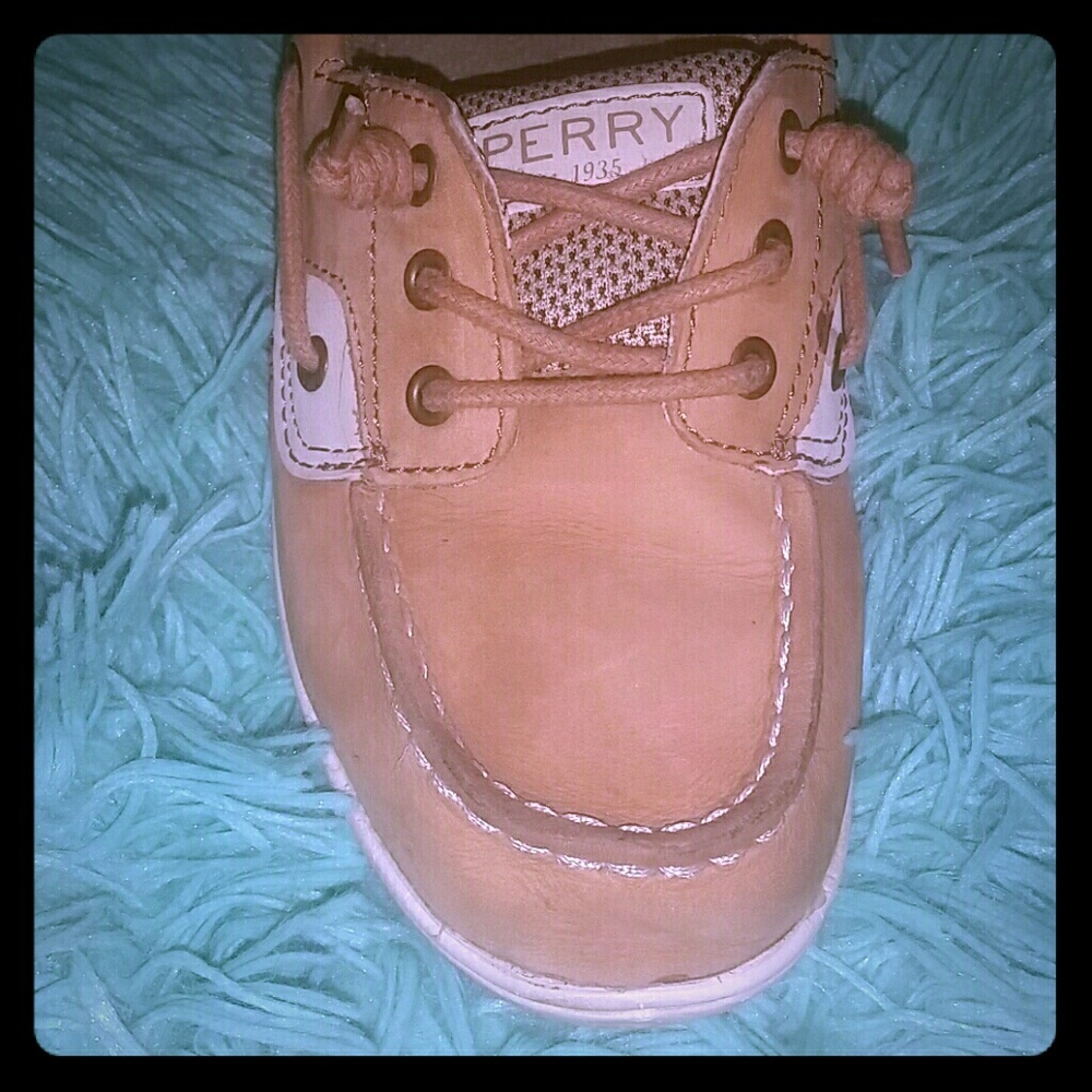 SPERRY shoes for girls !!